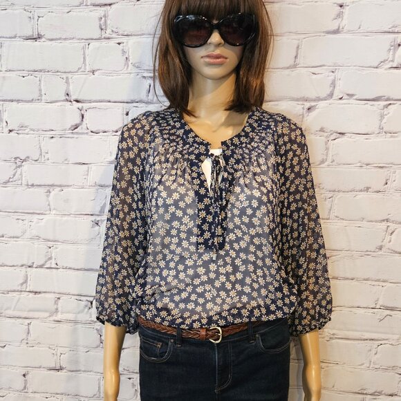 DOWNEAST - Daisy print sheer 3/4 sleeve blouse - Picture 5 of 10